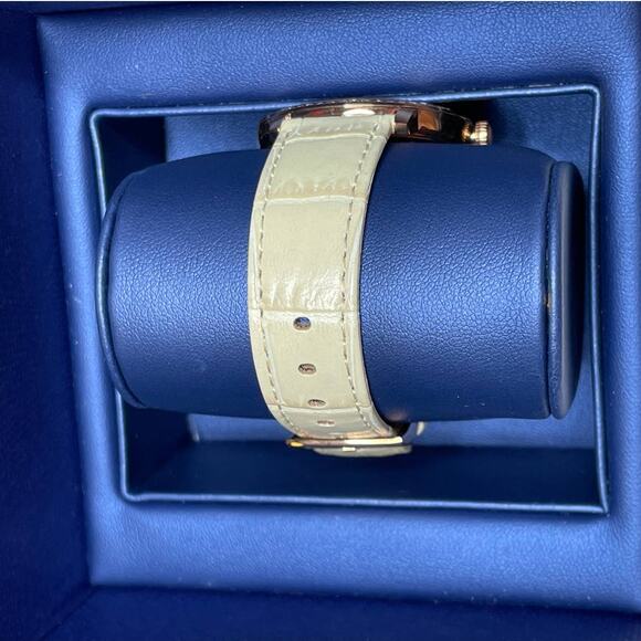 Swarovski Graceful Lady  Rose Gold Crystal Watch main image 6